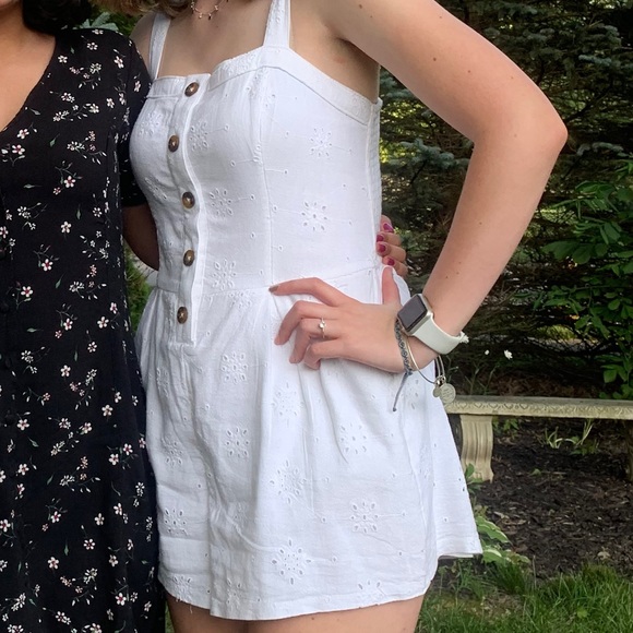 Womens hollister summer/spring romper - Picture 1 of 3